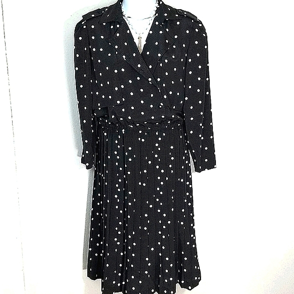 Liz Roberts Dresses & Skirts - Dress long sleeve houndstooth polka dot maxi Size 10 black brown white print